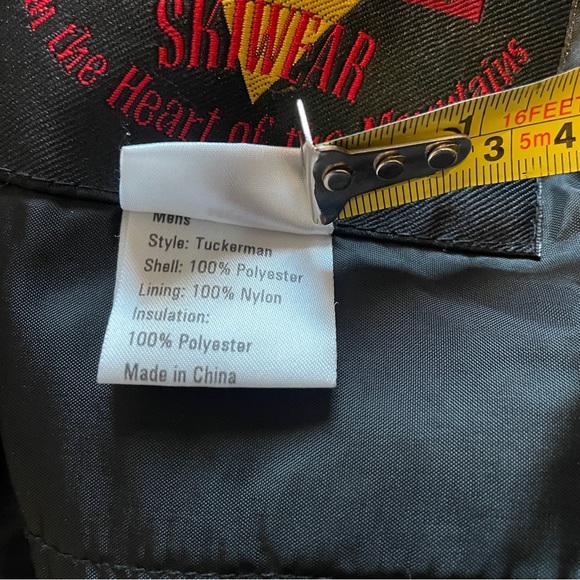 Vintage (VTG) Obermeyer Ski jacket. - Picture 7 of 12